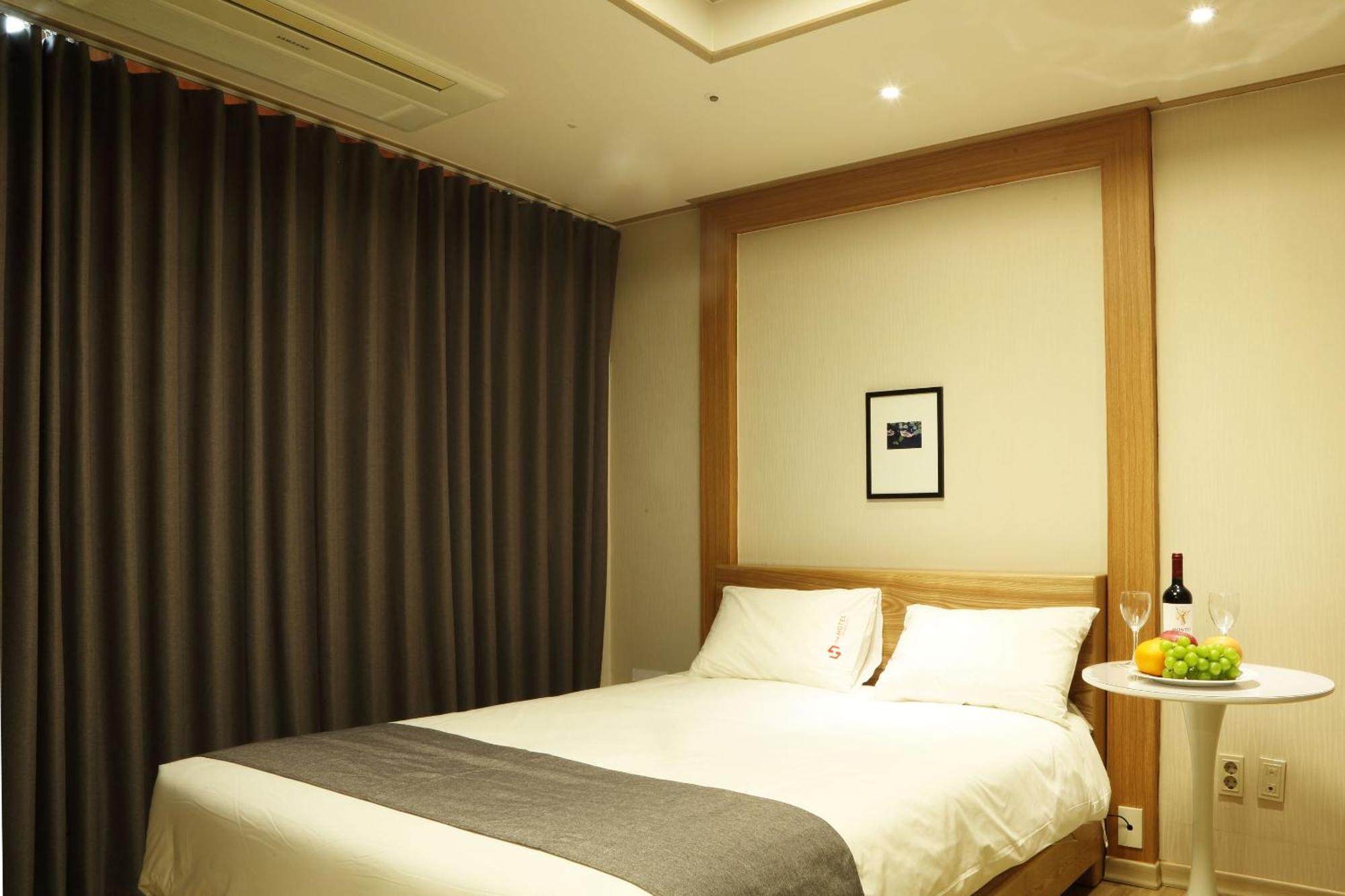 Incheon The Hotel Yeongjong Extérieur photo